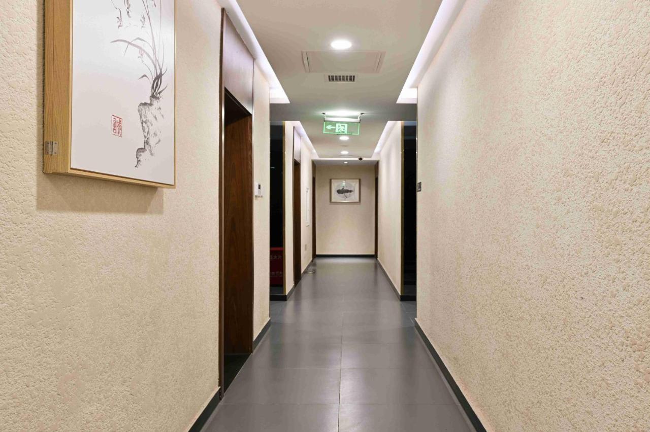 Xingshe Alley Courtyard Hotel Beijing Wangfujing Forbidden City Branch - Breakfast Included & English Speaking Reception & Free Wifi And Laundry Room & Hutong Culture & Cat-Keeping & Flower-Growing Terrace & One Day Tour Service & Free Coffee Экстерьер фото