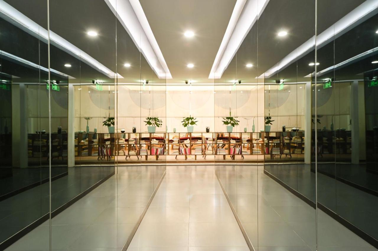 Xingshe Alley Courtyard Hotel Beijing Wangfujing Forbidden City Branch - Breakfast Included & English Speaking Reception & Free Wifi And Laundry Room & Hutong Culture & Cat-Keeping & Flower-Growing Terrace & One Day Tour Service & Free Coffee Экстерьер фото